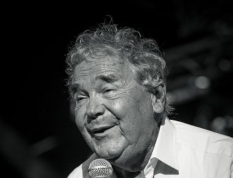 Pierre PERRET Pierre Perret